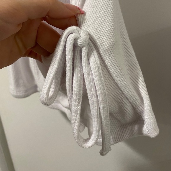 Wrap tie crop top - Picture 4 of 6